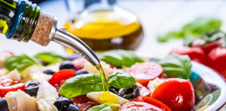 “Mettiamo in tavola la dieta mediterranea”, al via il secondo corso della scuola di cucina