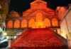 Il Duomo di Amalfi si veste di rosso contro la violenza di genere. Domenica 25 il messaggio della città, accompagnato dall’esposizione straordinaria di un’opera d’arte di Salvatore Scuotto.
