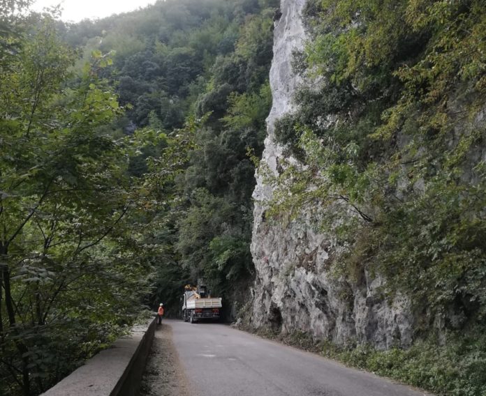 valico-di-chiunzi-lavori-al-costone-quasi-ultimat-208897