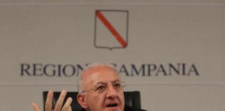 De Luca ferma i cantieri