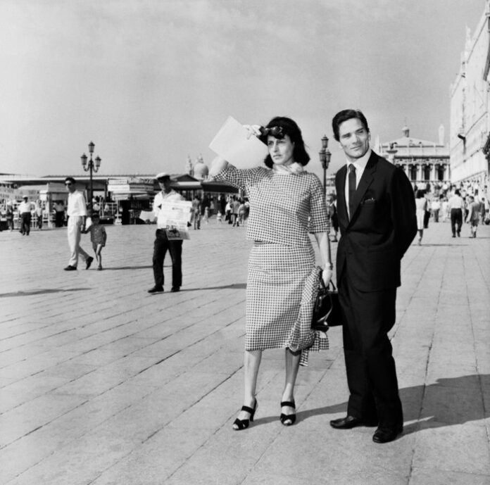 23rd International exhibition Venice Film Festival (August 25 to September 8) In pictures: the actress Anna Magnani and the writer and director Pier Paolo Pasolini in Piazza San Marco---Venezia, 1962. 23a Mostra internazionale d'arte cinematografica di