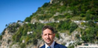 Vicoli in arte, l’estate (e non solo) a Positano